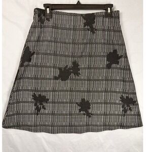 Margaret M Medium Black White Geometric Textured Knit A-Line Skirt Leaf Applique